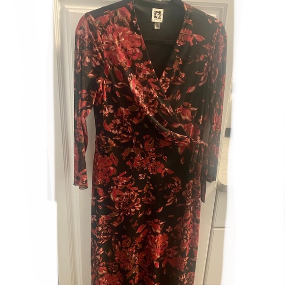 Anne Klein Wrap Style Dress - Picture 3 of 8
